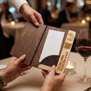 porta-cuentas-nfc-Taptika